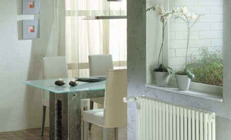 Grzejniki ścienne i ogrzewanie podłogowe